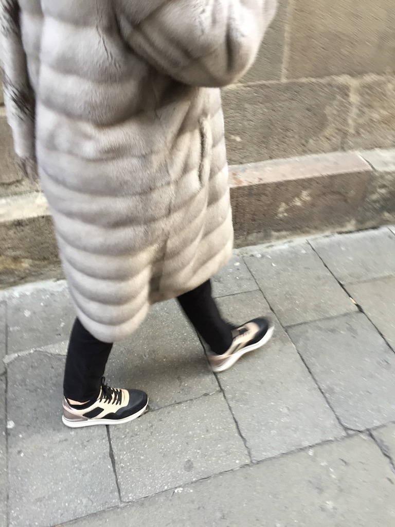 grigio e nero